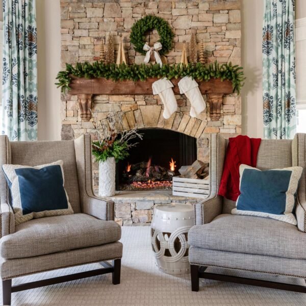 KOC2021KingFrasier-1 24" King Fraser Fir Wreath Unlit