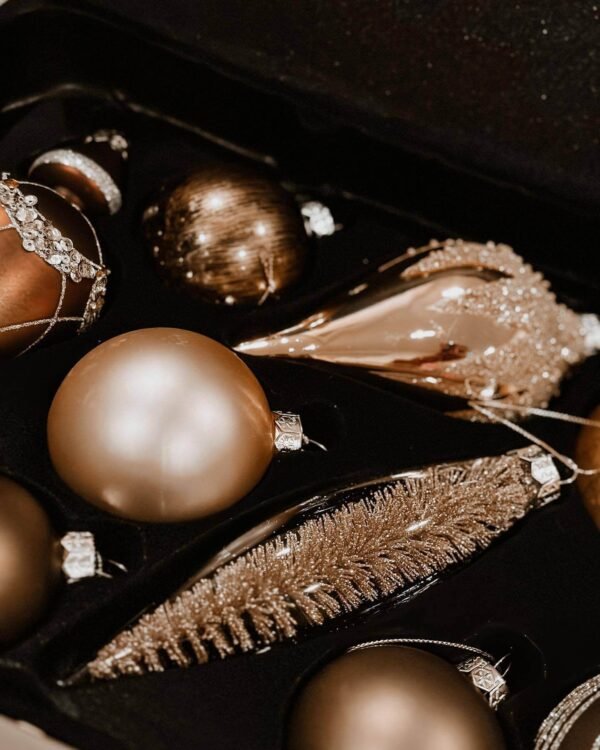 Christmas Chic 15-Piece Glass Ornament Set (Forest-Brown, Gold)